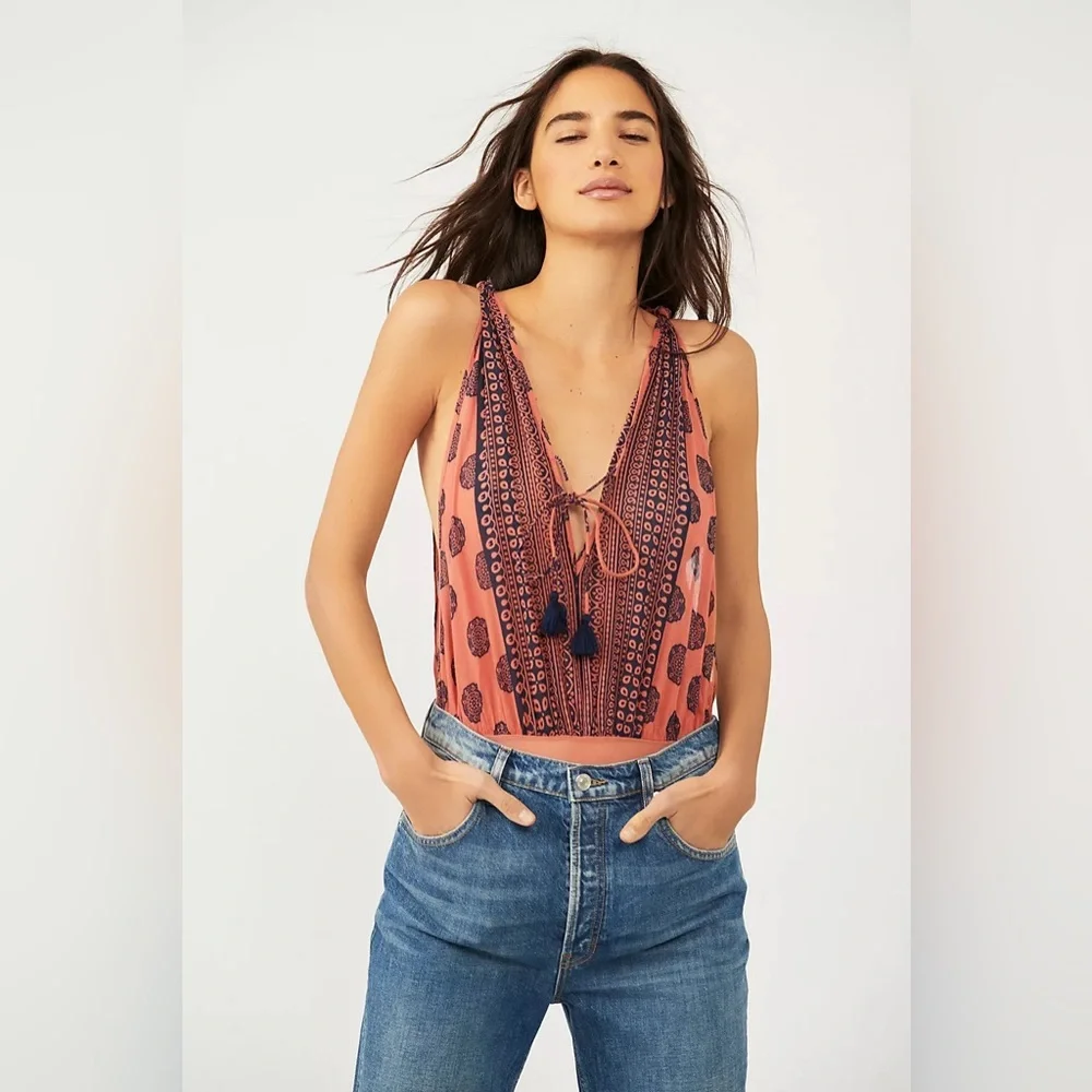 Free People Soul Of The Sun Bodysuit Size XS NWT - Picture 1 of 8